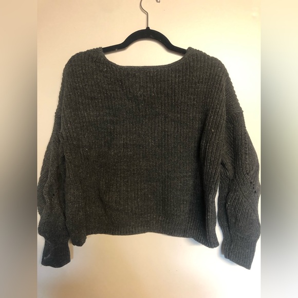 Abercrombie and Fitch Cropped Sweater - Picture 2 of 3